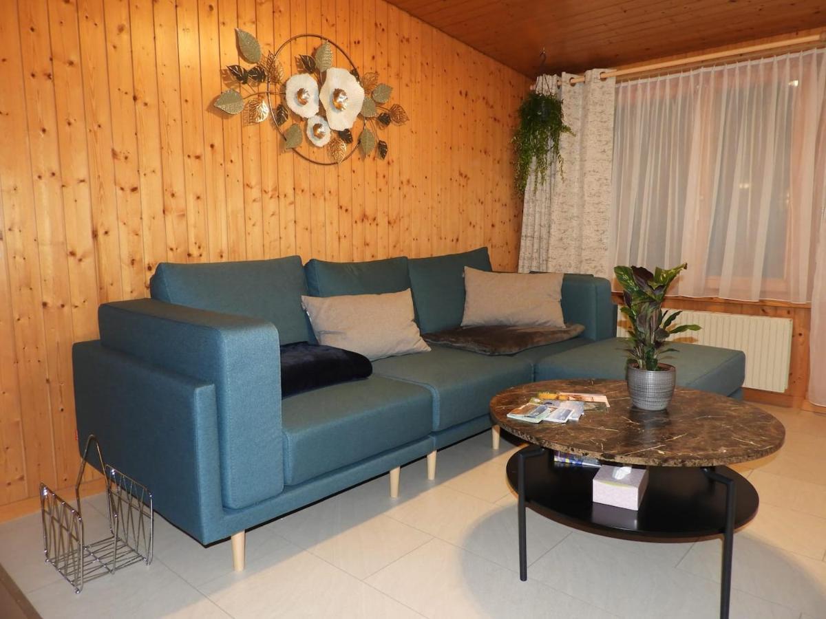 Schoene Ferienwohnung Mit Seeblick Thun Luaran gambar