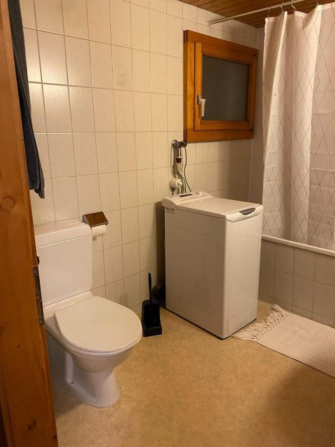 Schoene Ferienwohnung Mit Seeblick Thun Luaran gambar