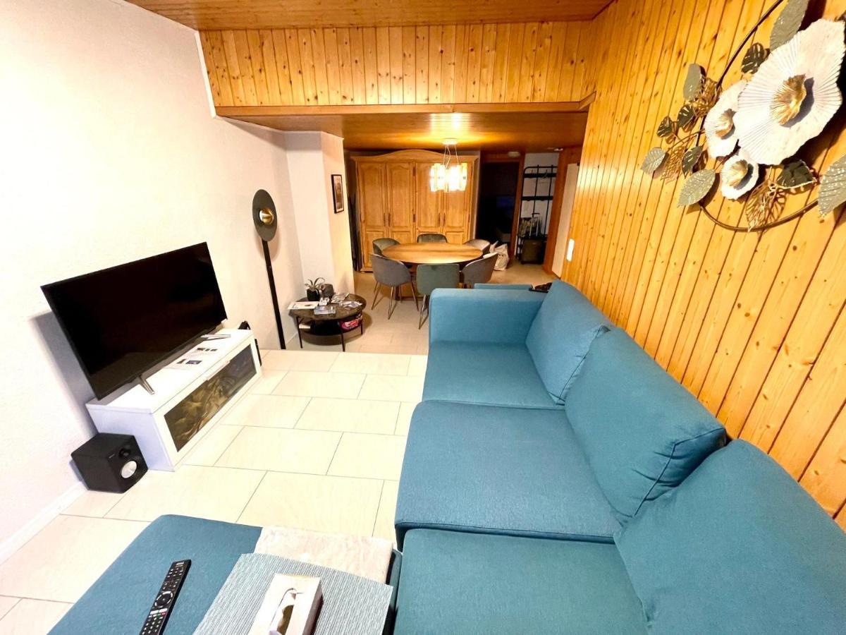 Schoene Ferienwohnung Mit Seeblick Thun Luaran gambar